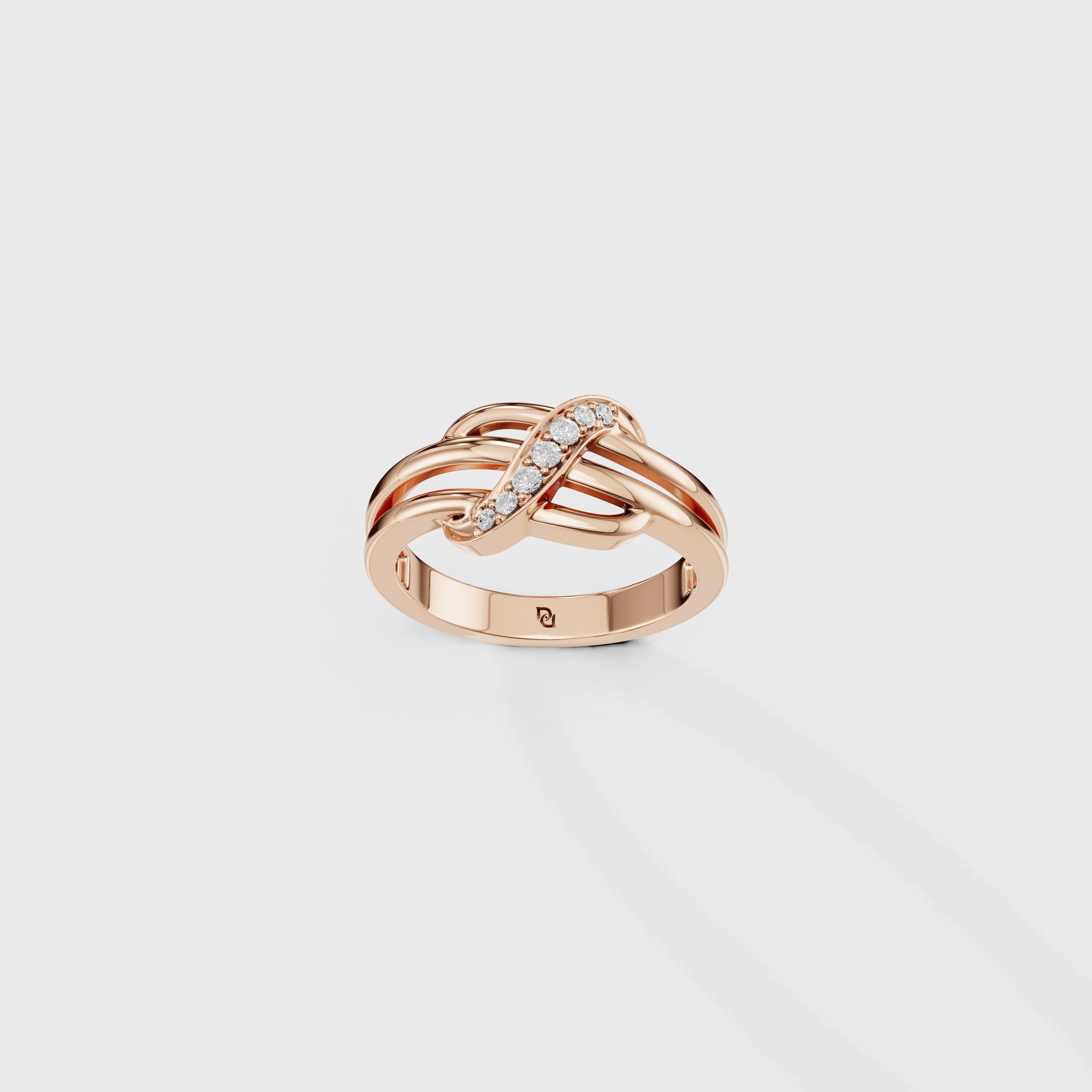 Diamond Interlocking Ribbons Ring
