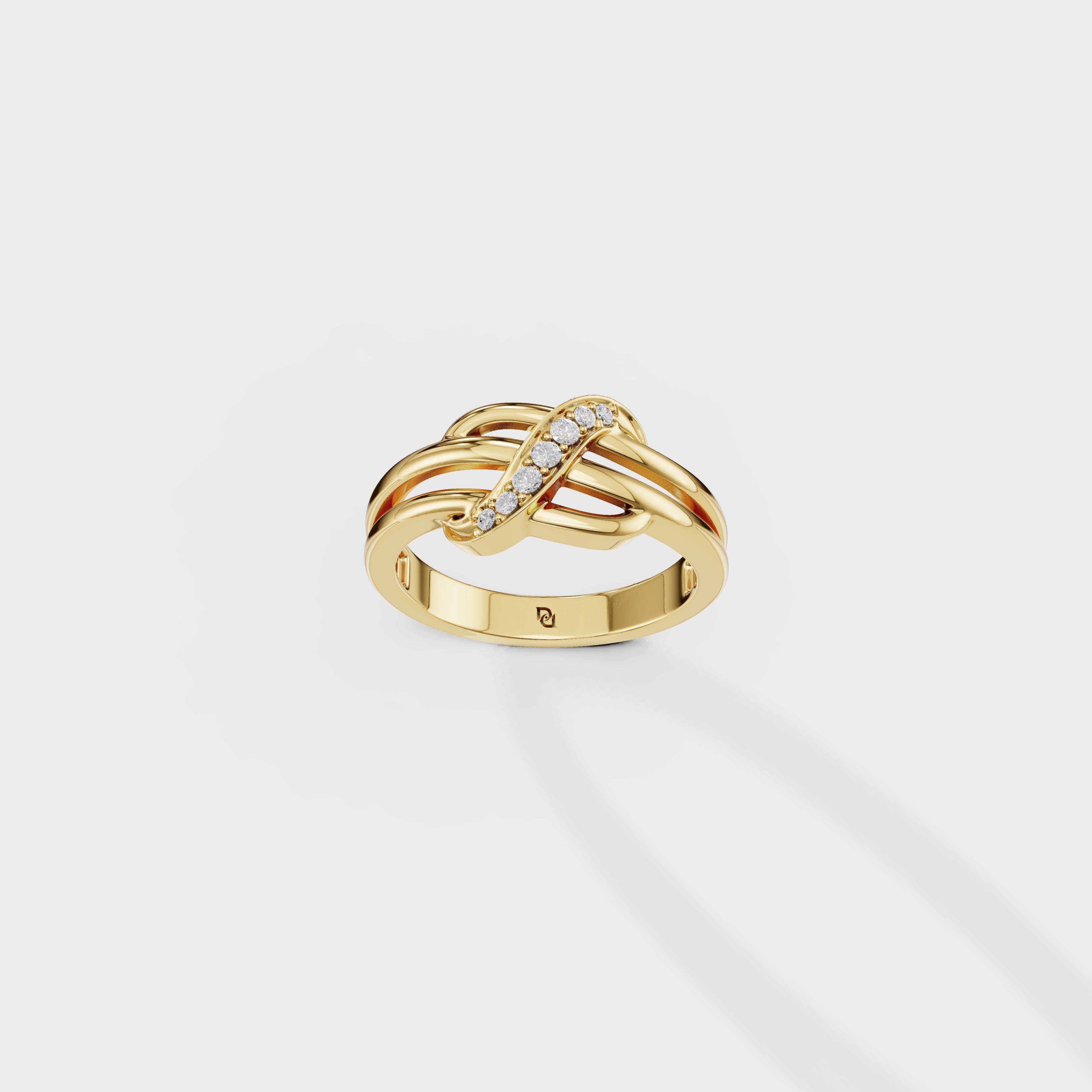 Diamond Interlocking Ribbons Ring