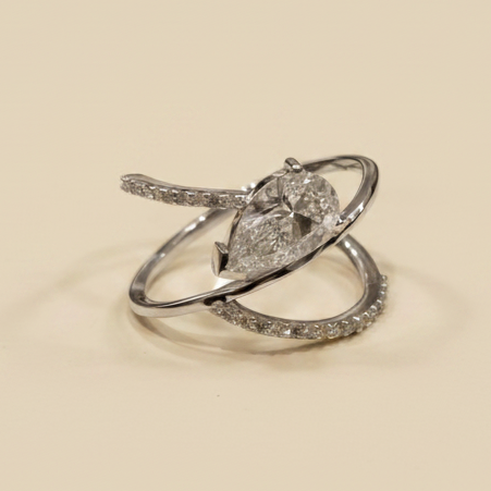 Pear Crossover X Ring
