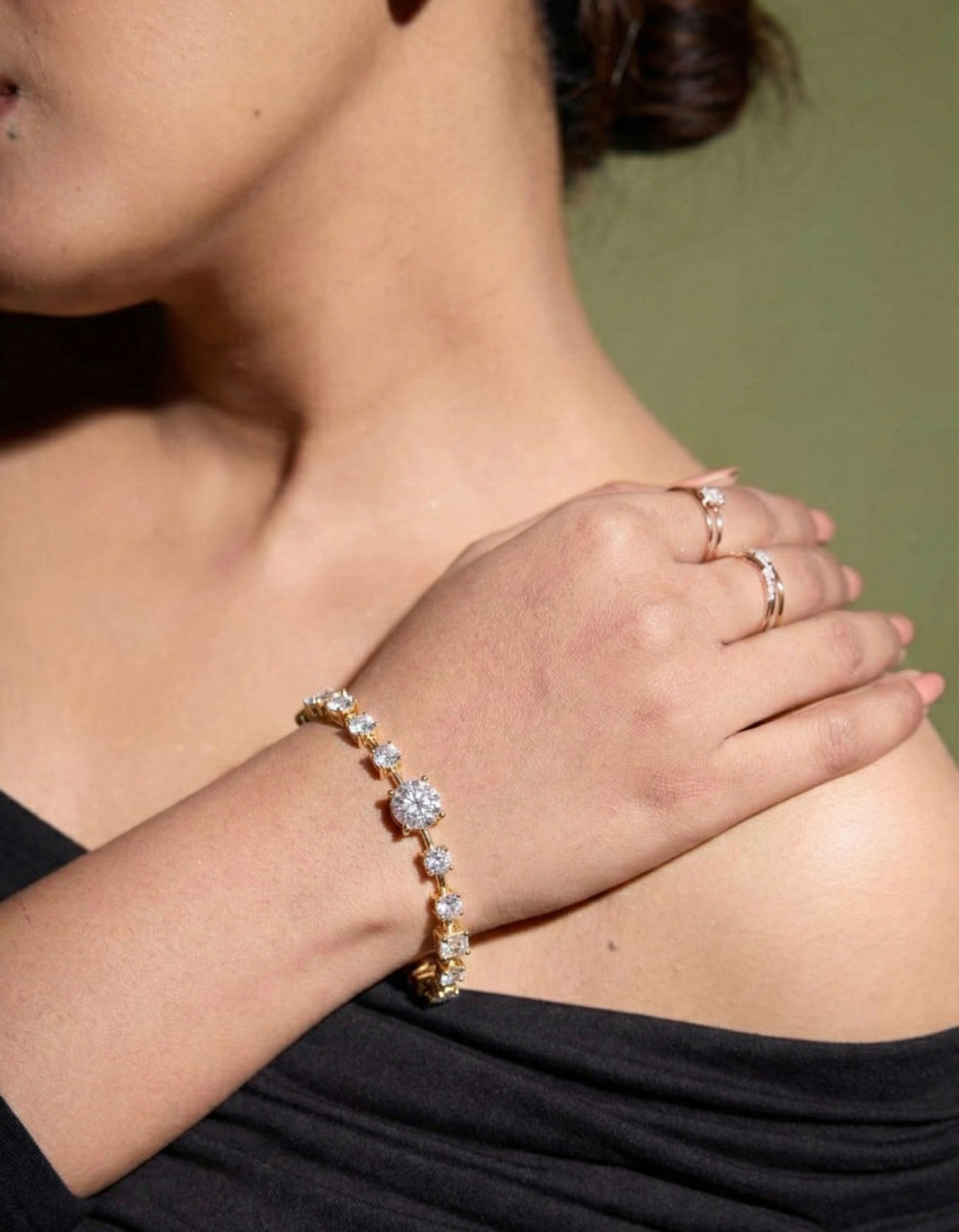 Elegant Round Cut Tennis Bracelet