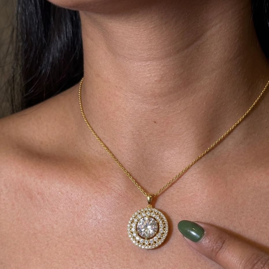 Elegant Snowflake Halo Round Diamond Pendant