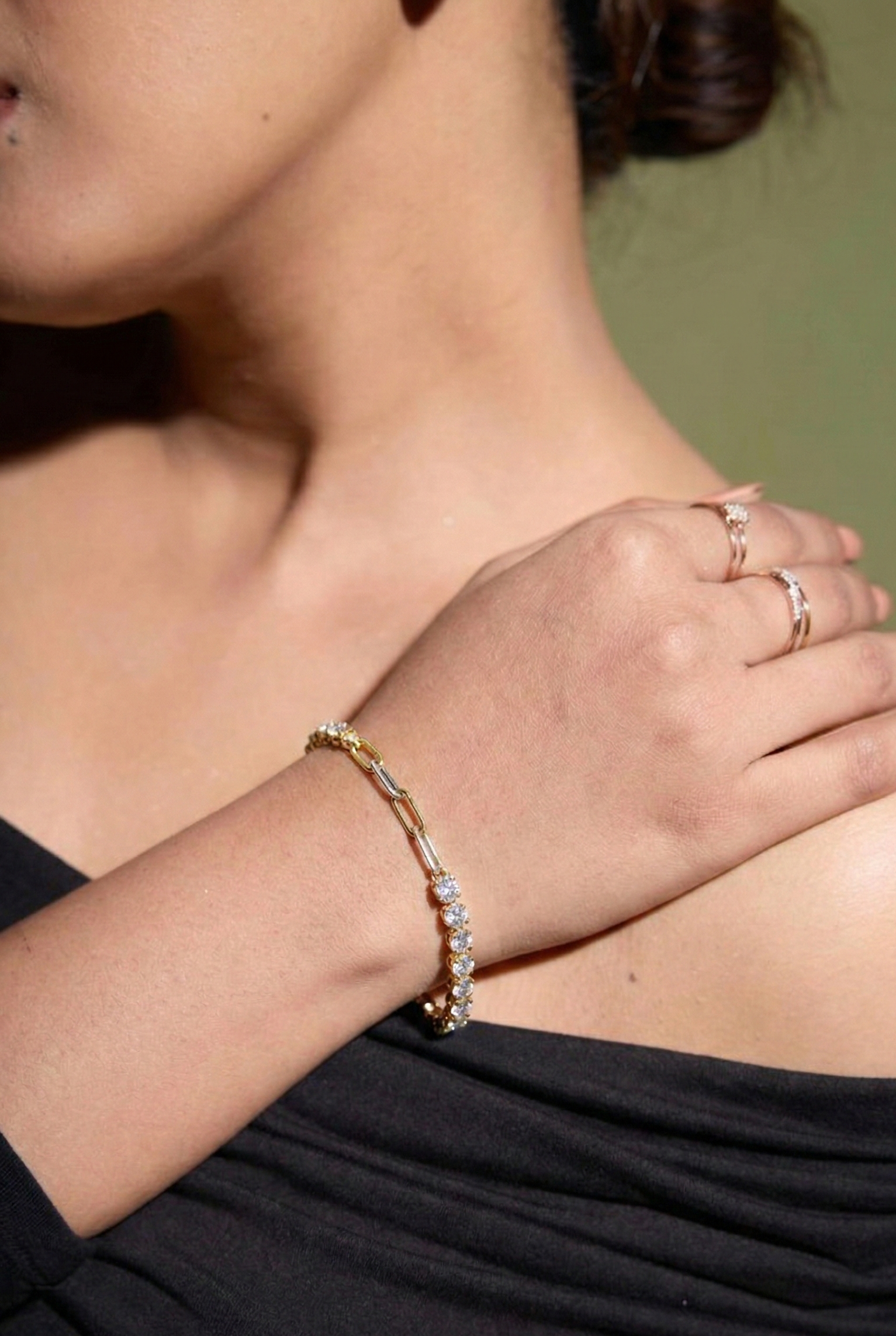 Elegant Diamond Drop Paperclip Bracelet