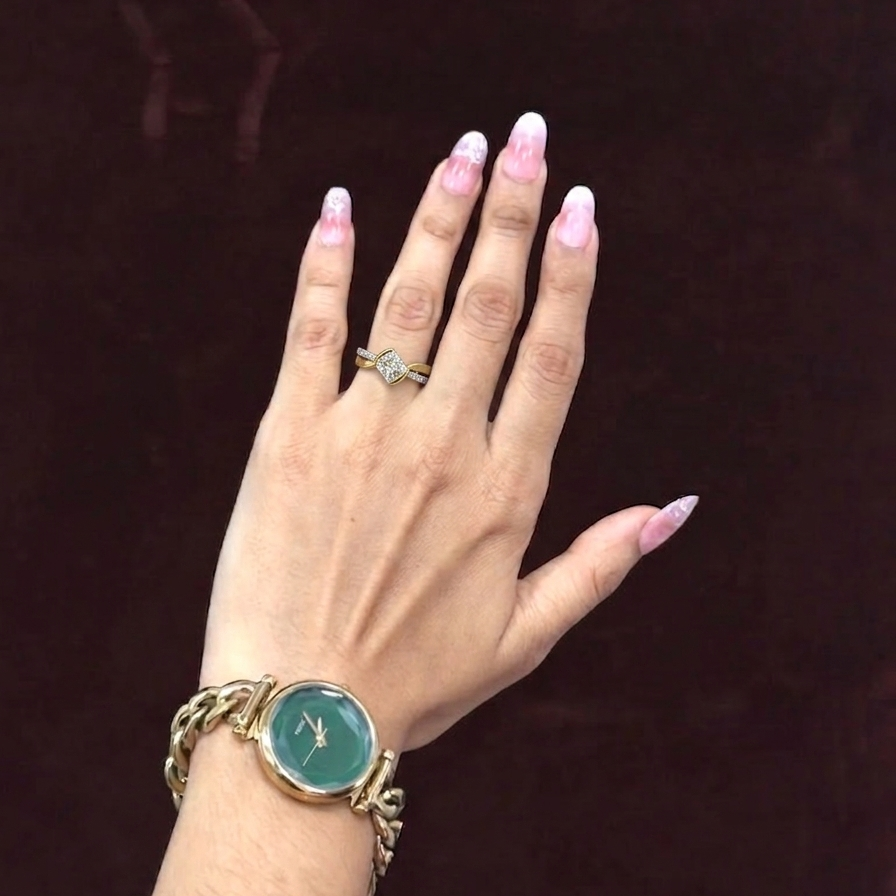 cushion cut diamond twisted shank ring