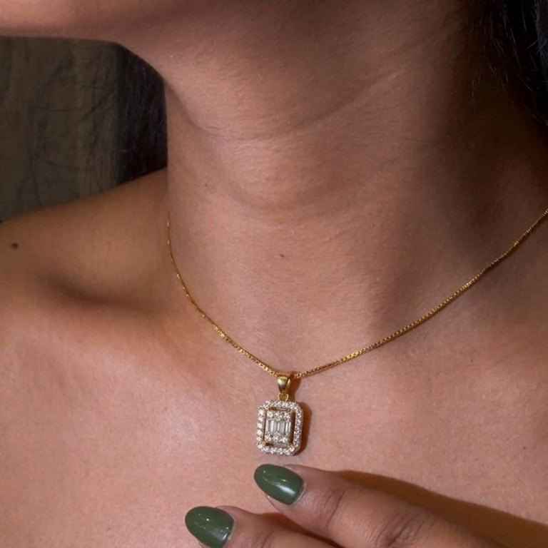 cluster baguette halo Pendant