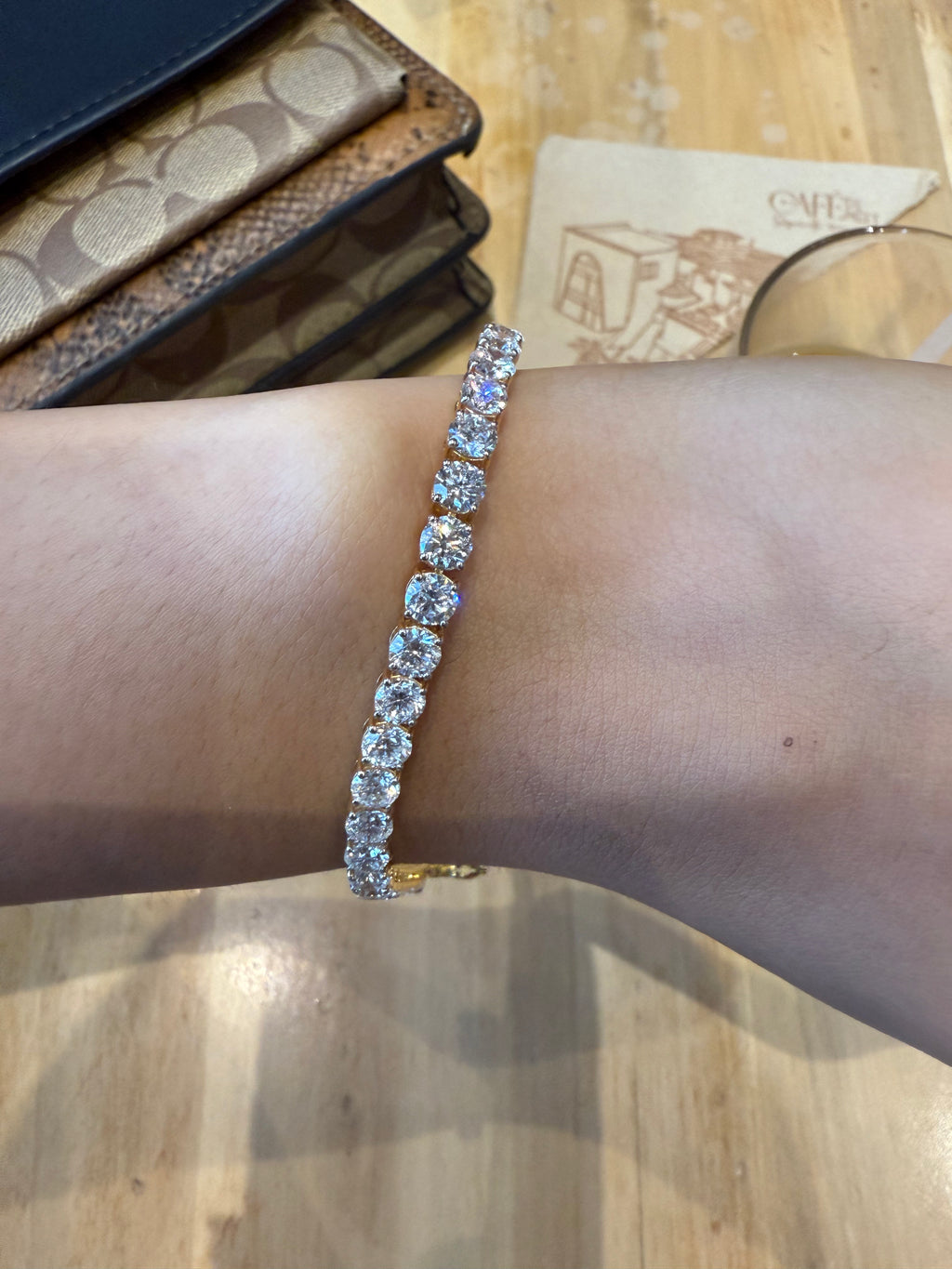 0.30 PT Bracelet /7 Inch. Round