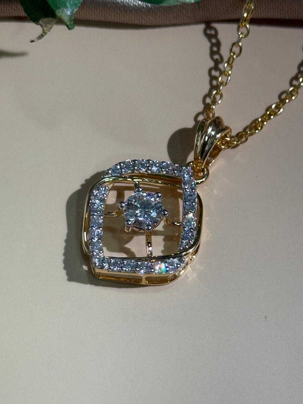 Twisted Aura round cut Diamond Pendant