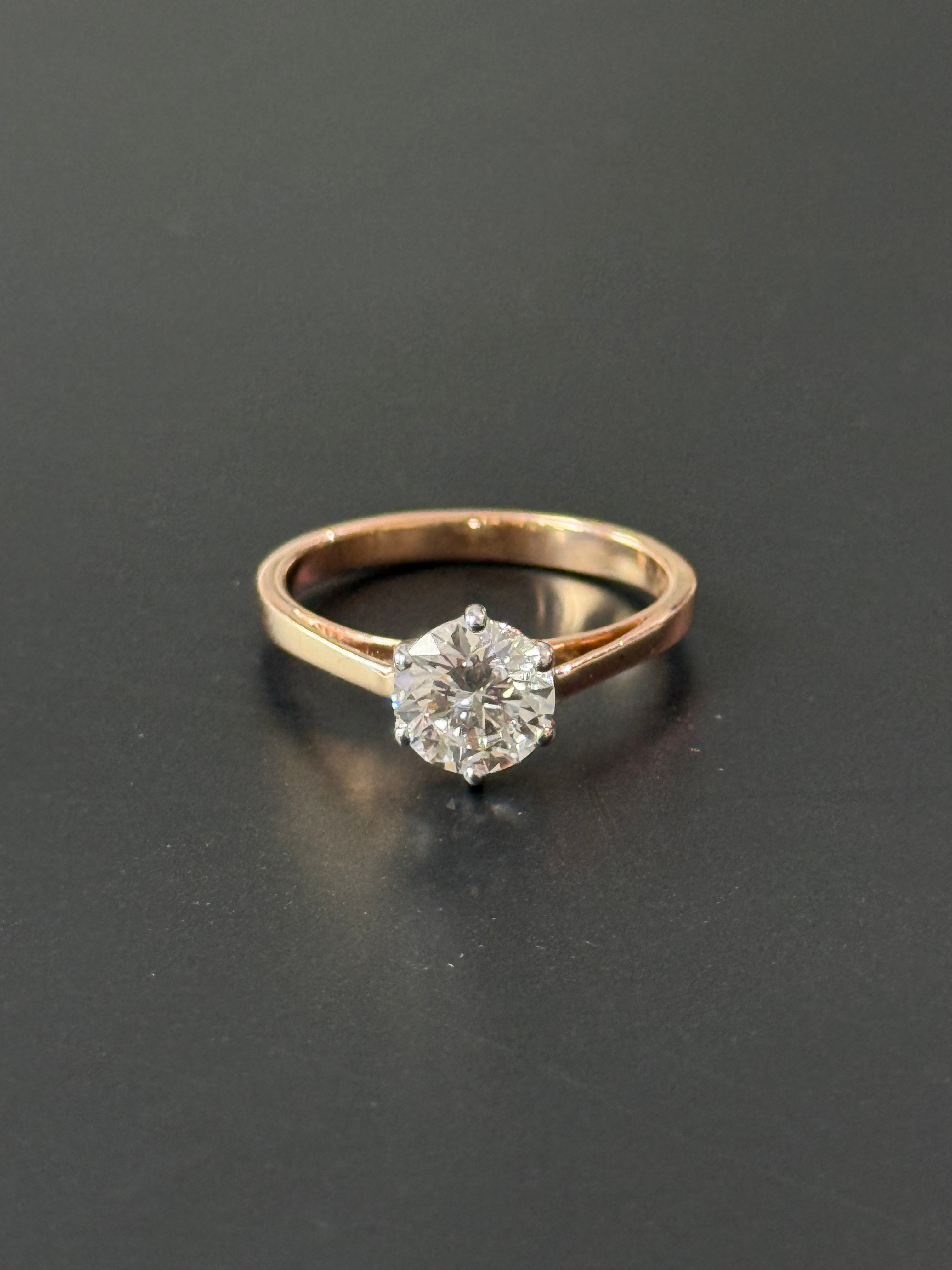 1 ct Round Ring