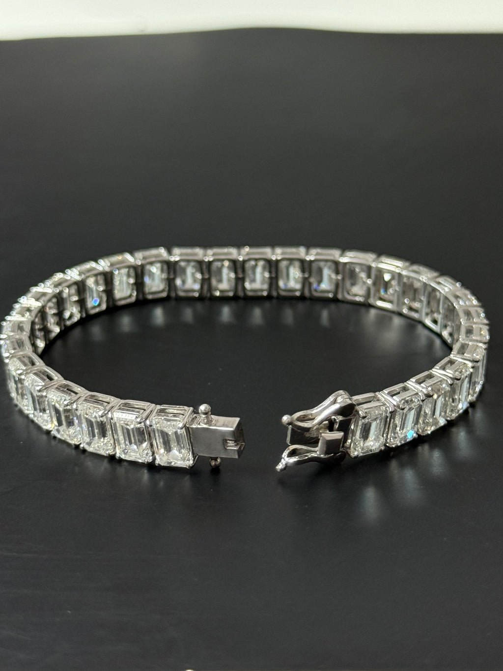 1 ct Emerald Bracelet