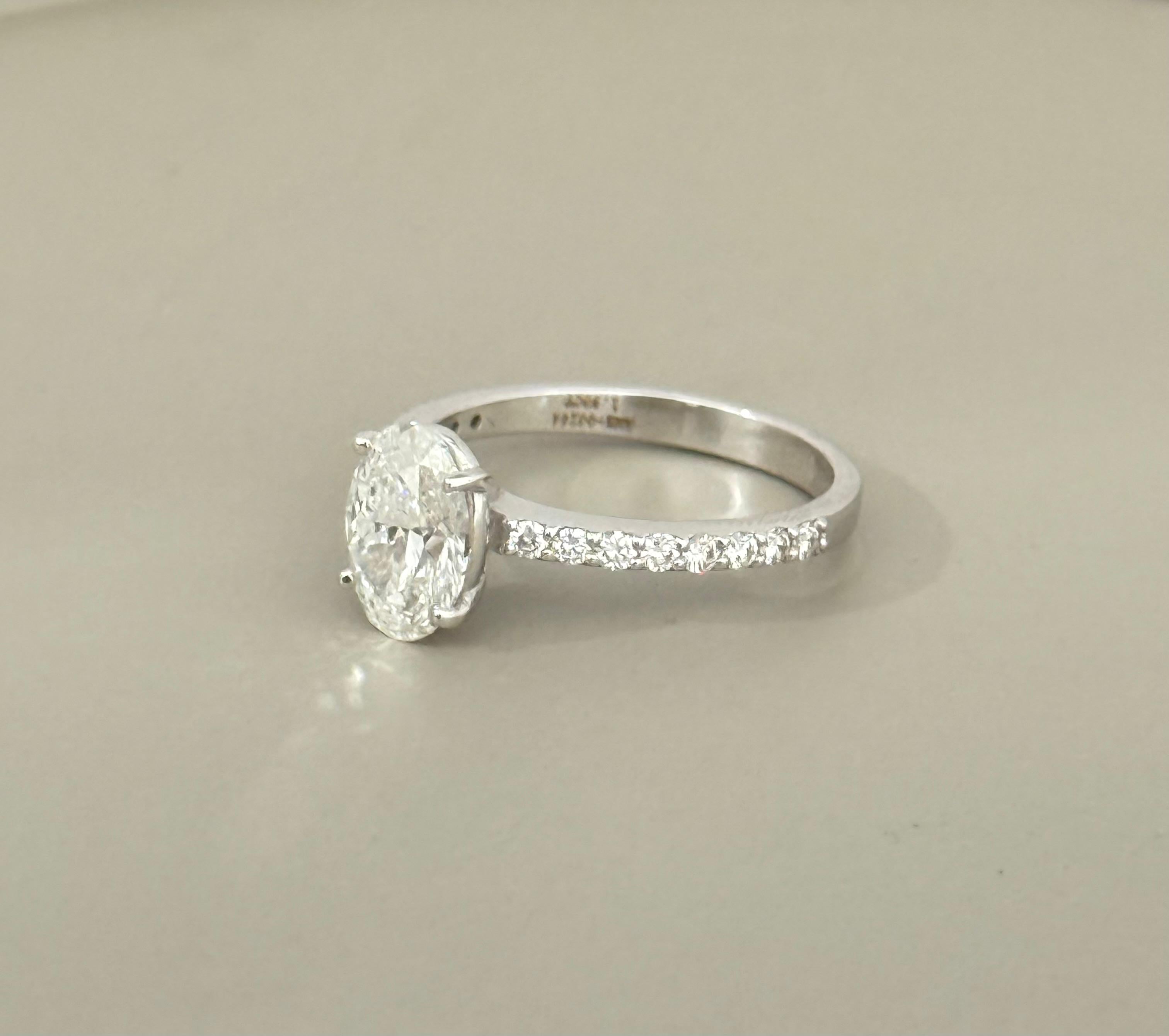 Oval 1.61ct Ring