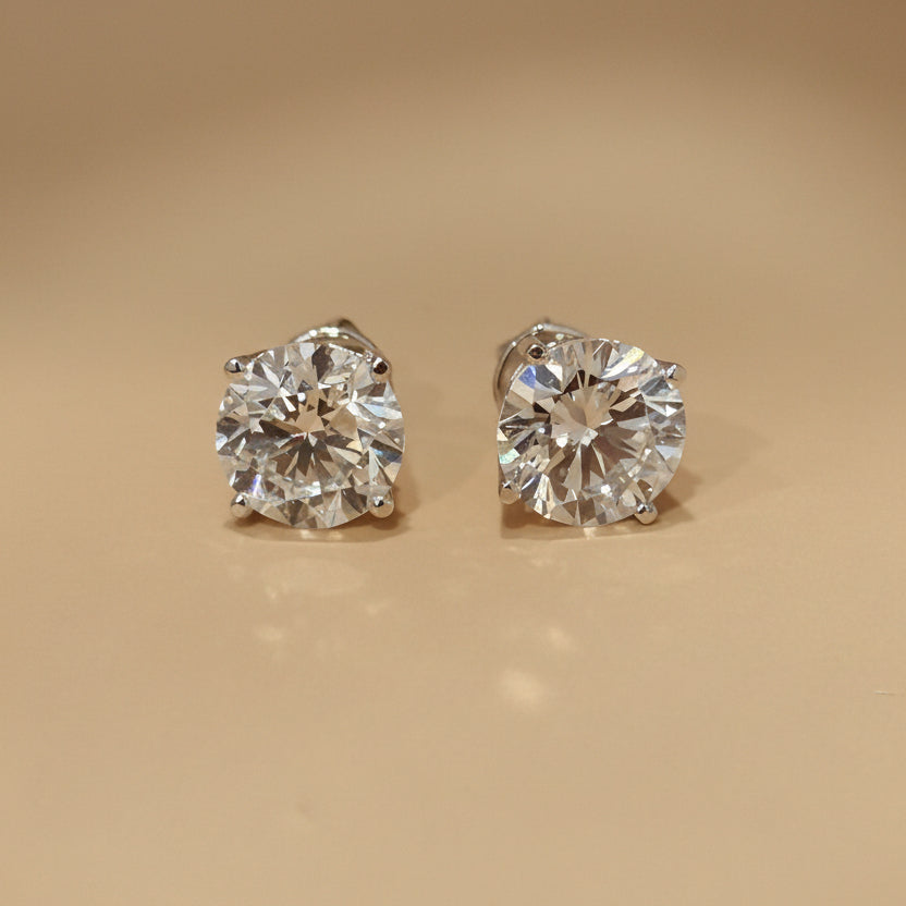1.90ct Each Stud in 4 prongs