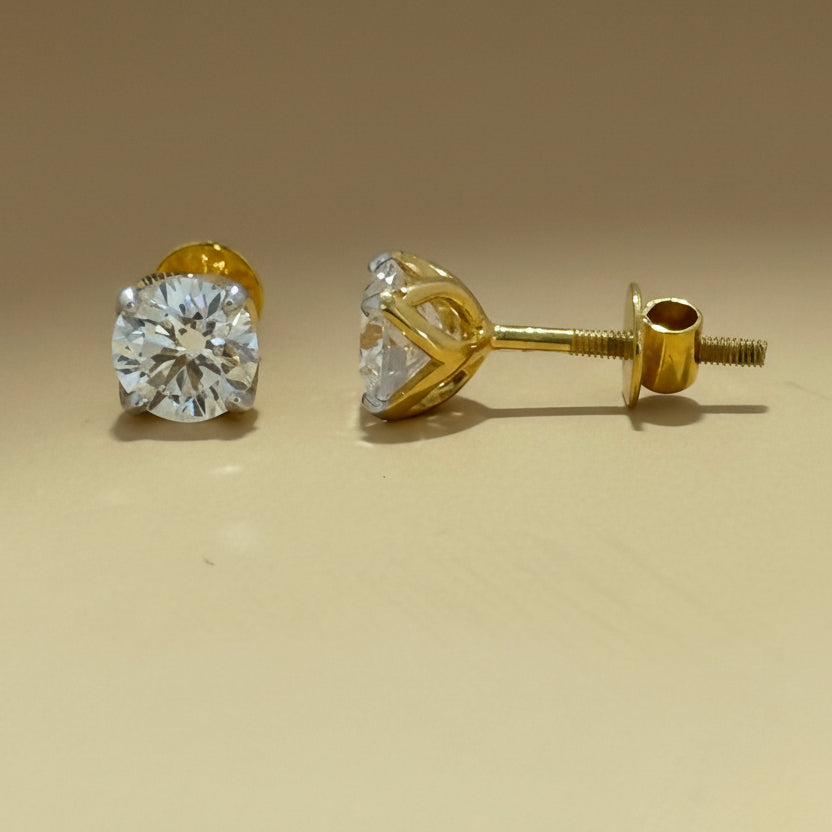 0.80ct Each Stud in 4 prongs