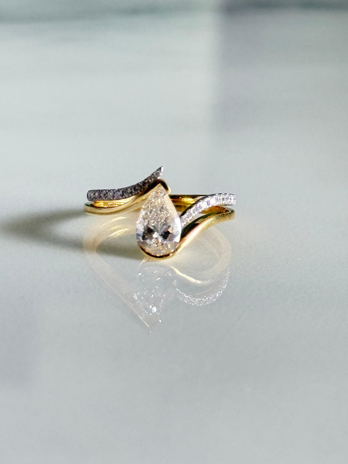 Pear Stackable ring