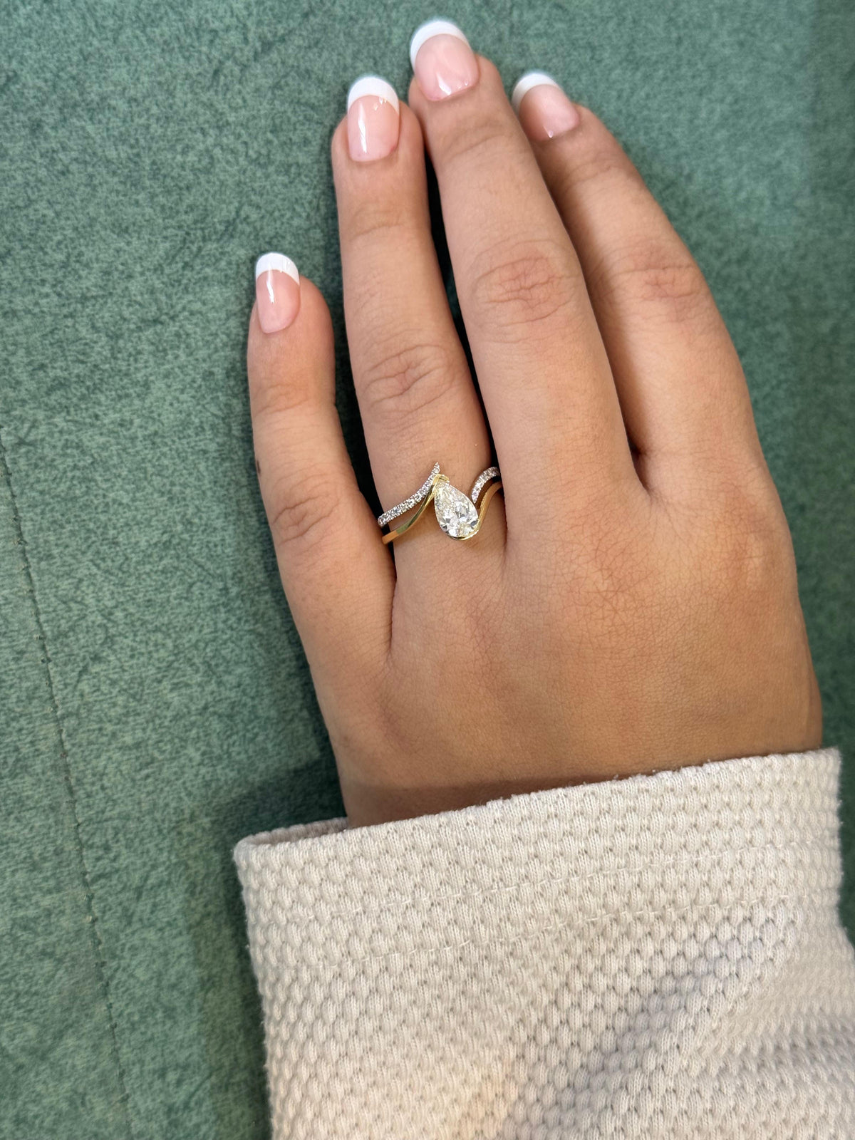 Pear Stackable ring