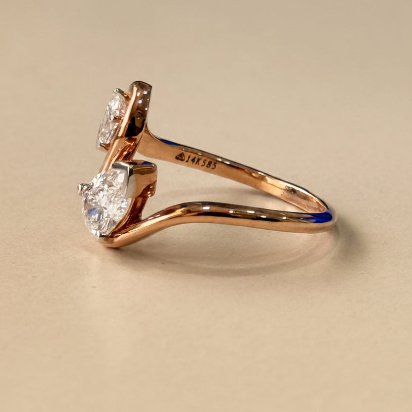 Pear curve Ring