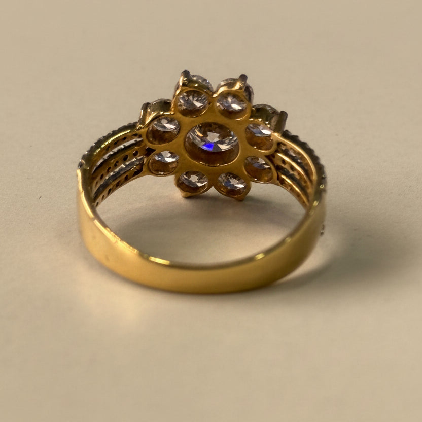 Round cut Cluster Set Diamond Engagement Ring