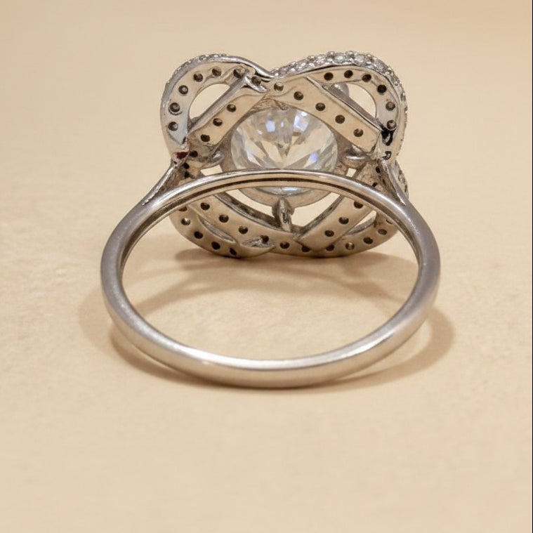 Flower Round Cut Diamond Ring