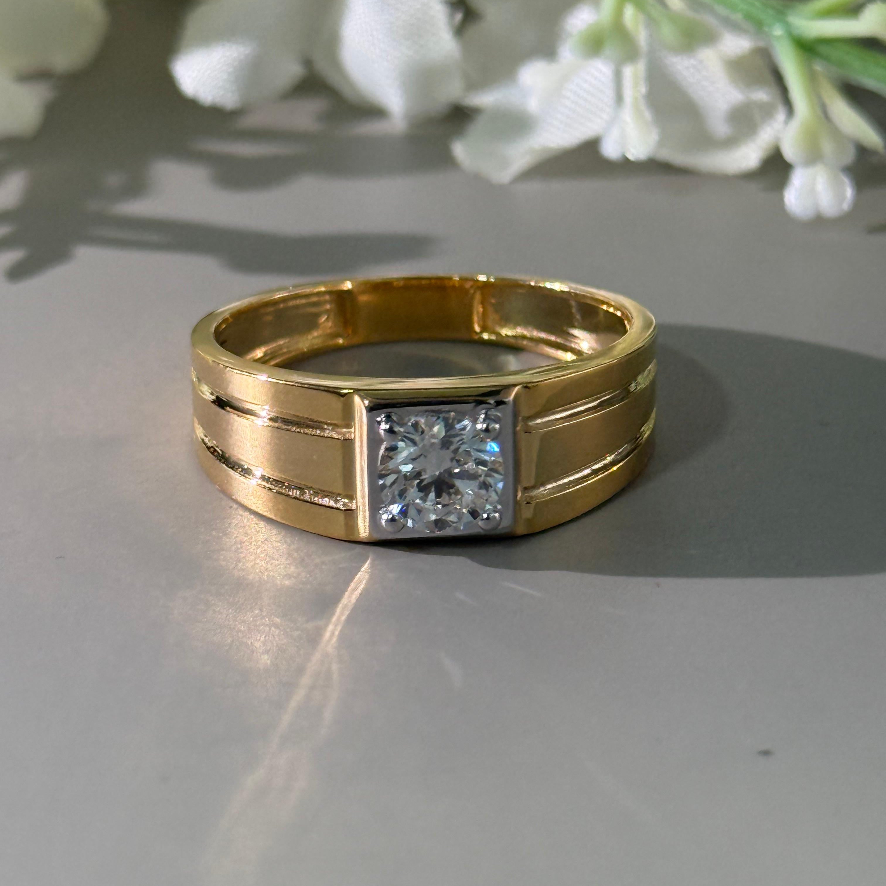 Round Men's Ring