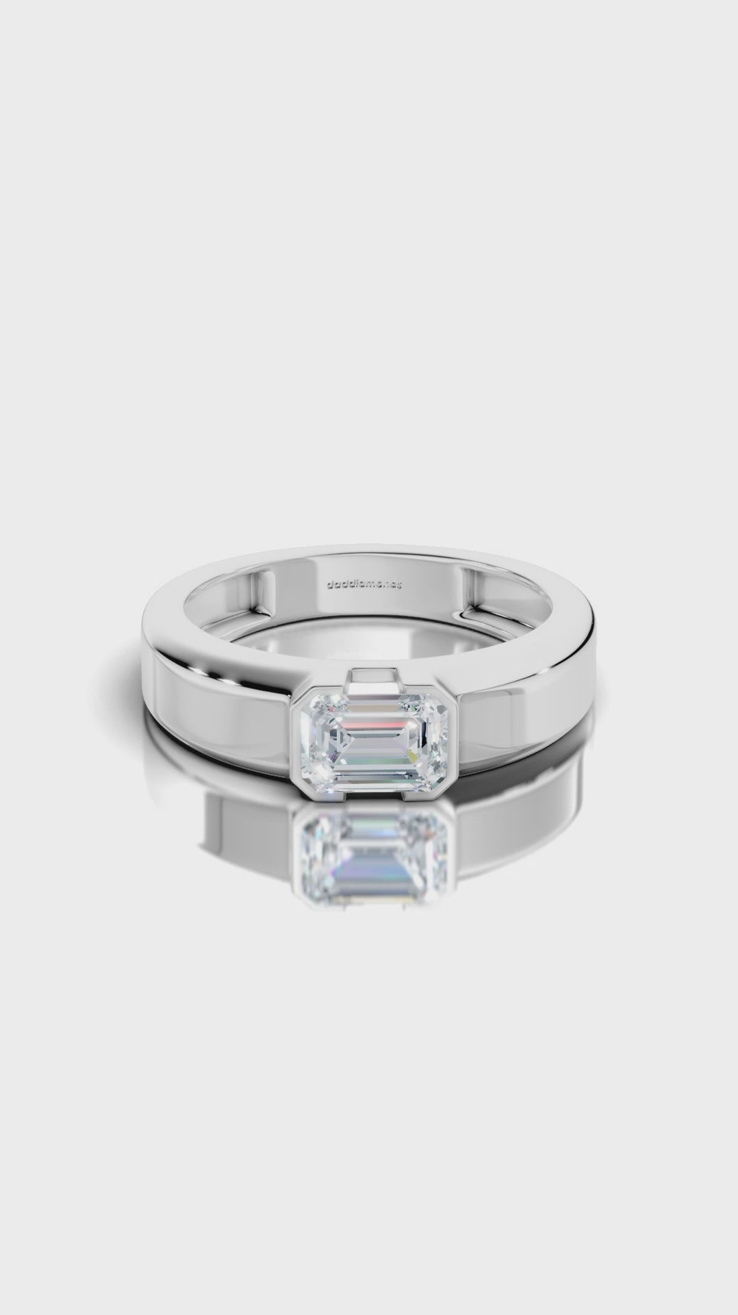Lumora Emerald Men's Ring