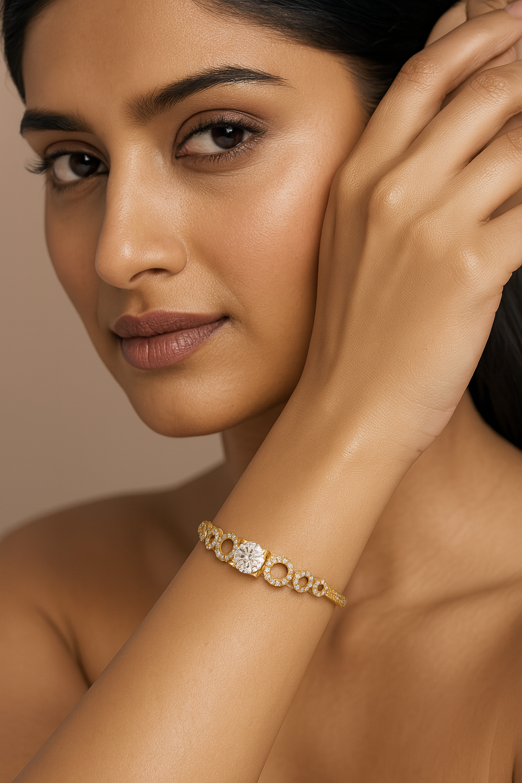 Halo Circle Solitaire Bracelet