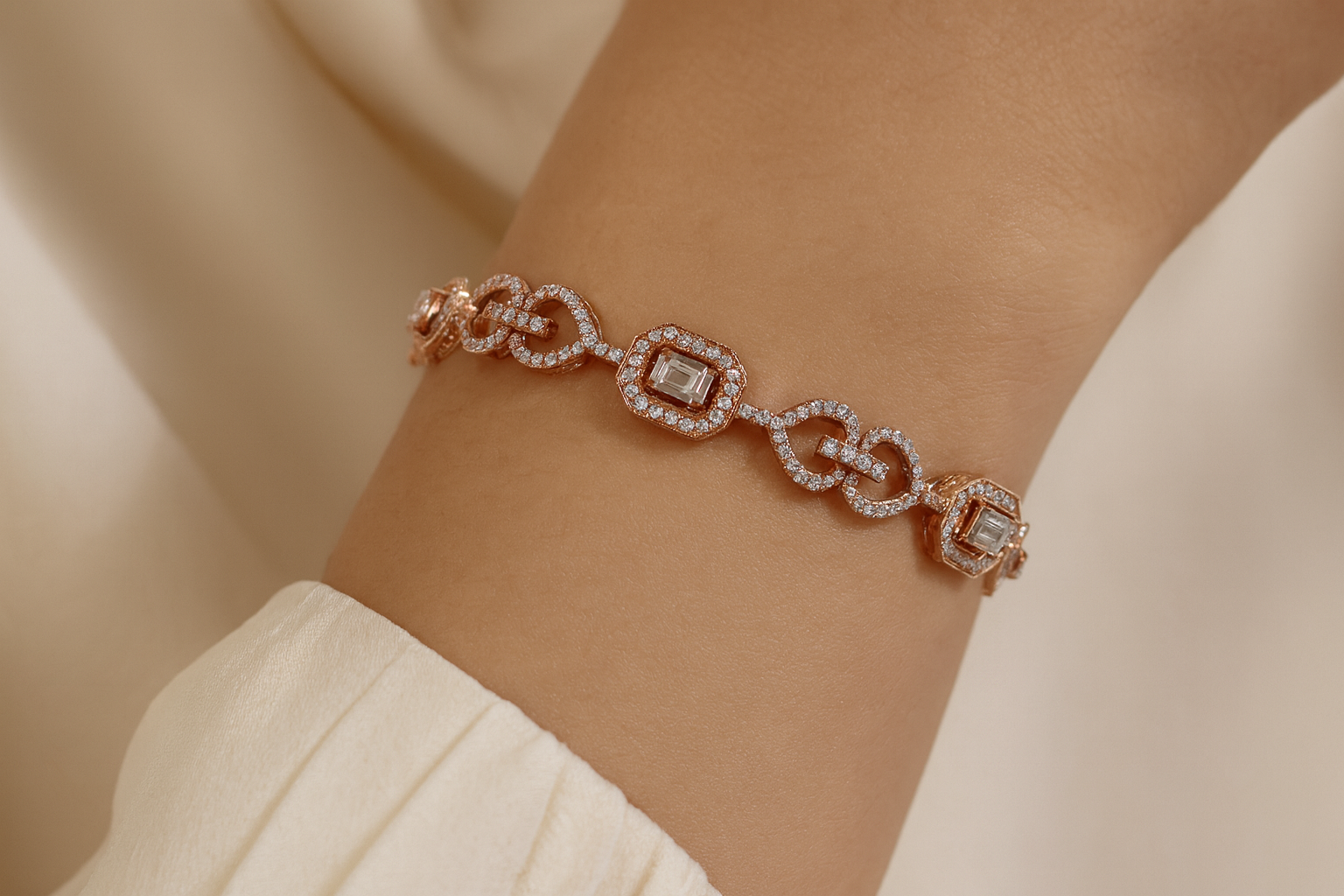 Luminous Heart Chain Emerald Cut Bracelet