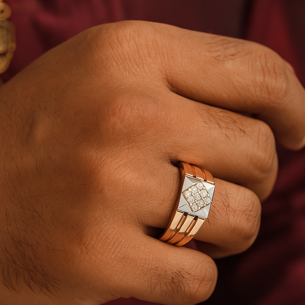 The Tesseract Round Ring