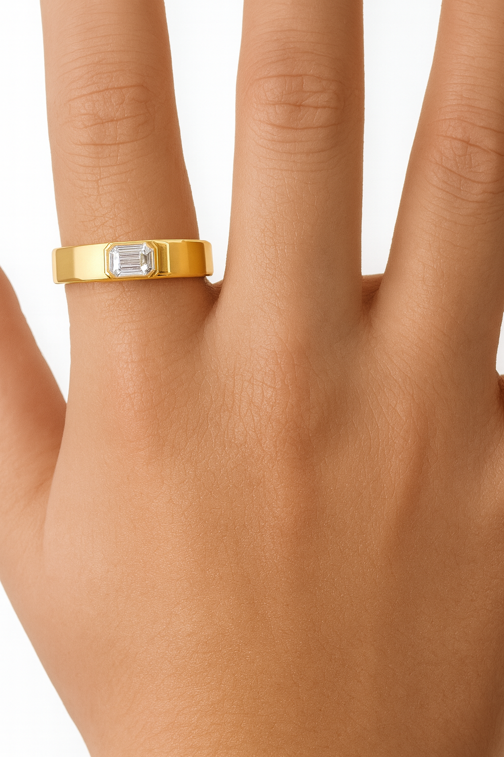 Lumora Emerald Men's Ring