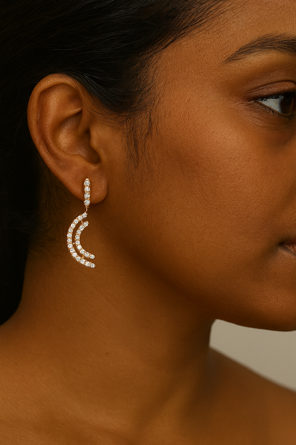 Crescent Wave Diamond Drops