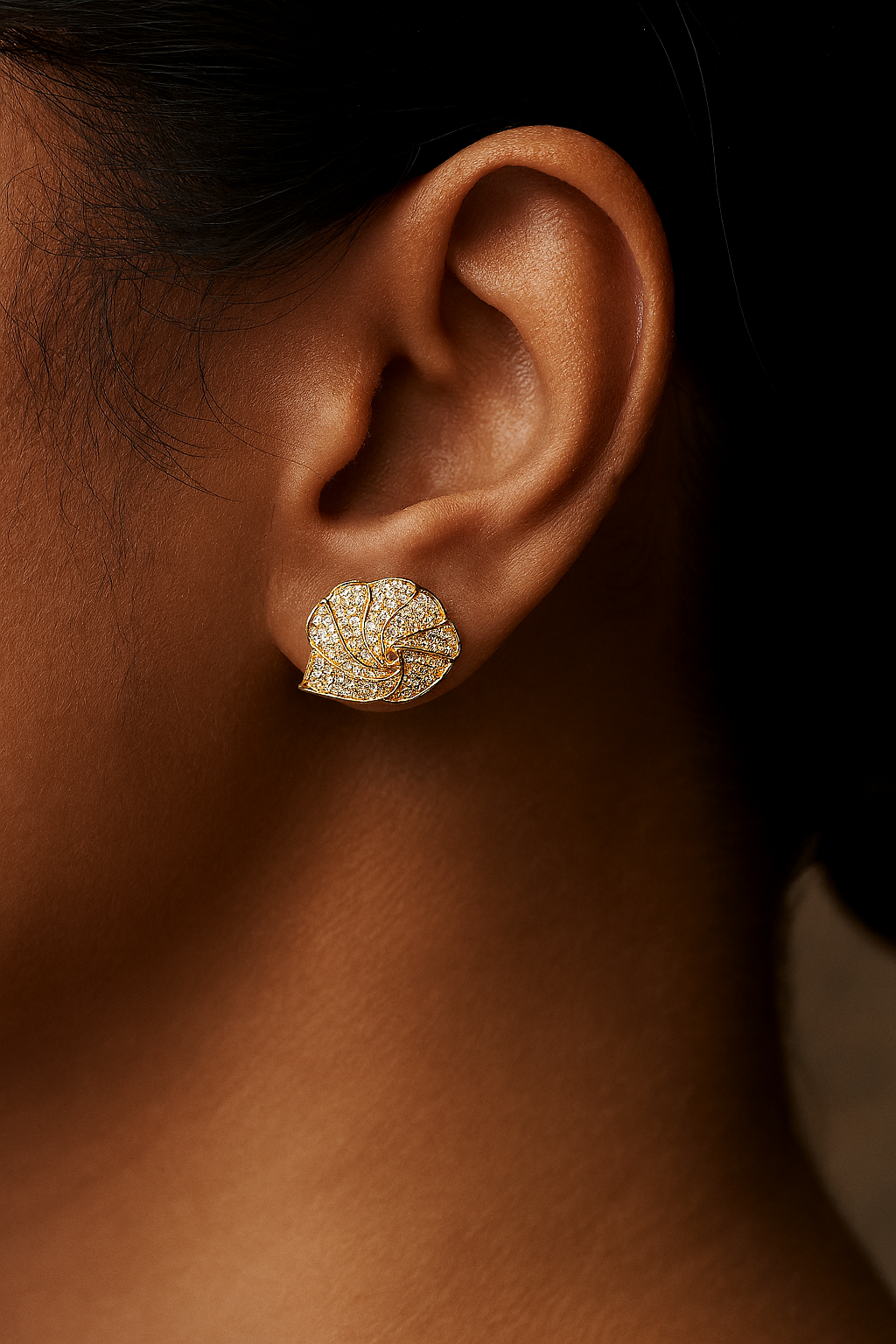 Shell inspired Diamond Ear Tops