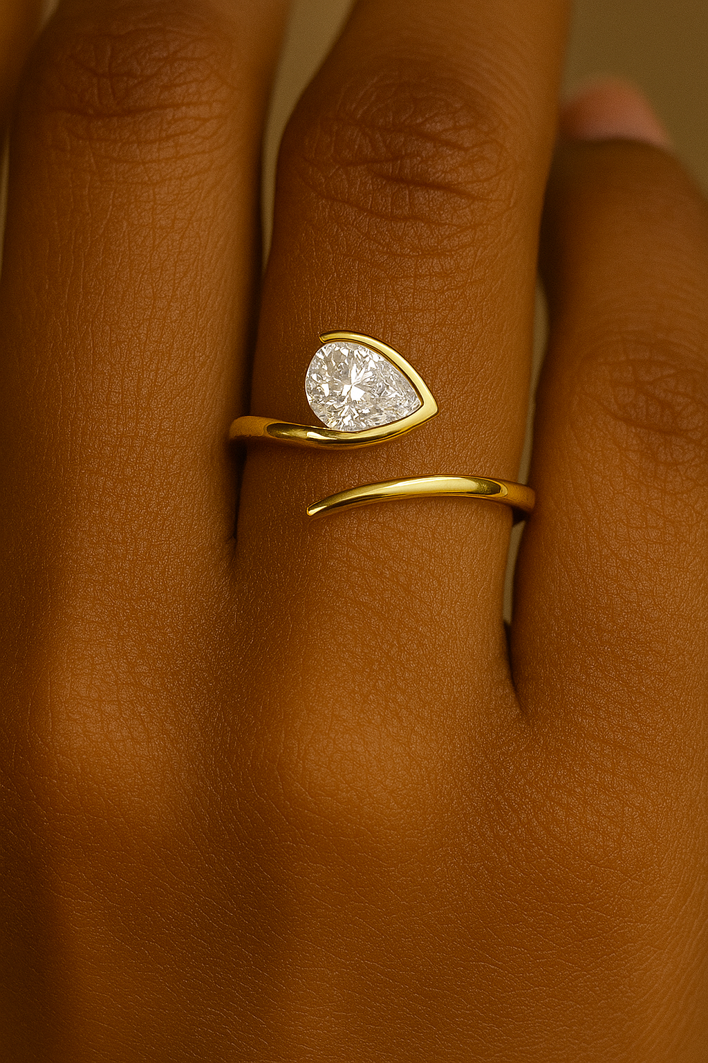 Curved Bypass Pear Ring